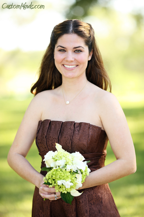 Bridesmaid posing in McAllen Texas on the wedding day
