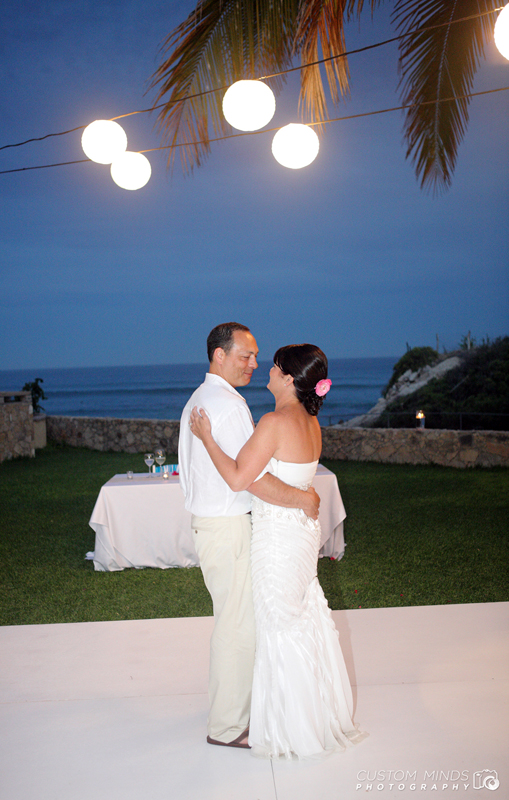 Beautiful outside nighttime wedding in Cabo San Lucas Mexico